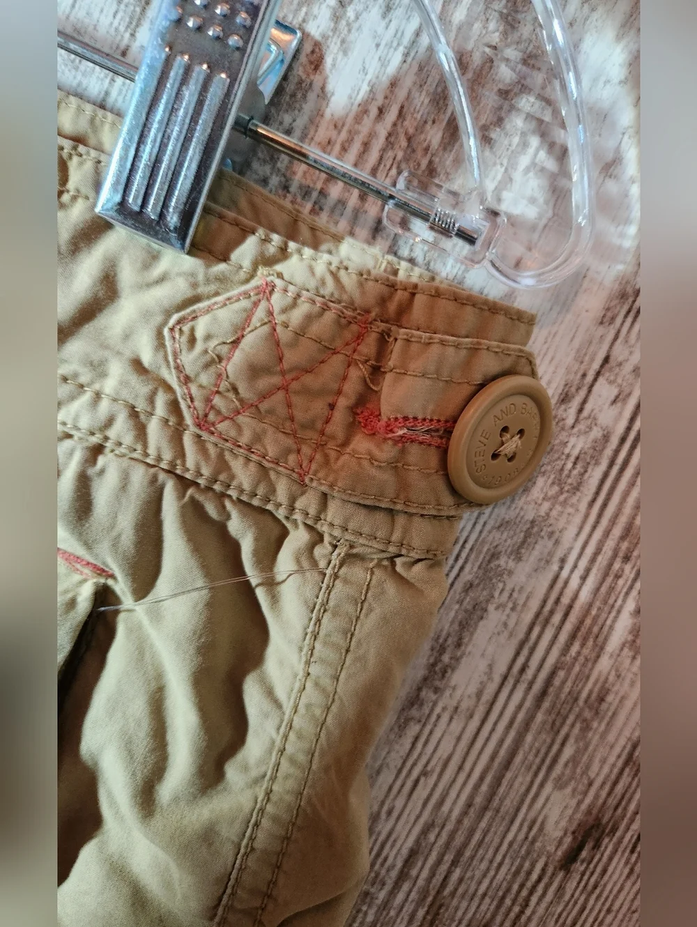 Steve & Barry's Tan Cargo Shorts with Pink Accents Size 12